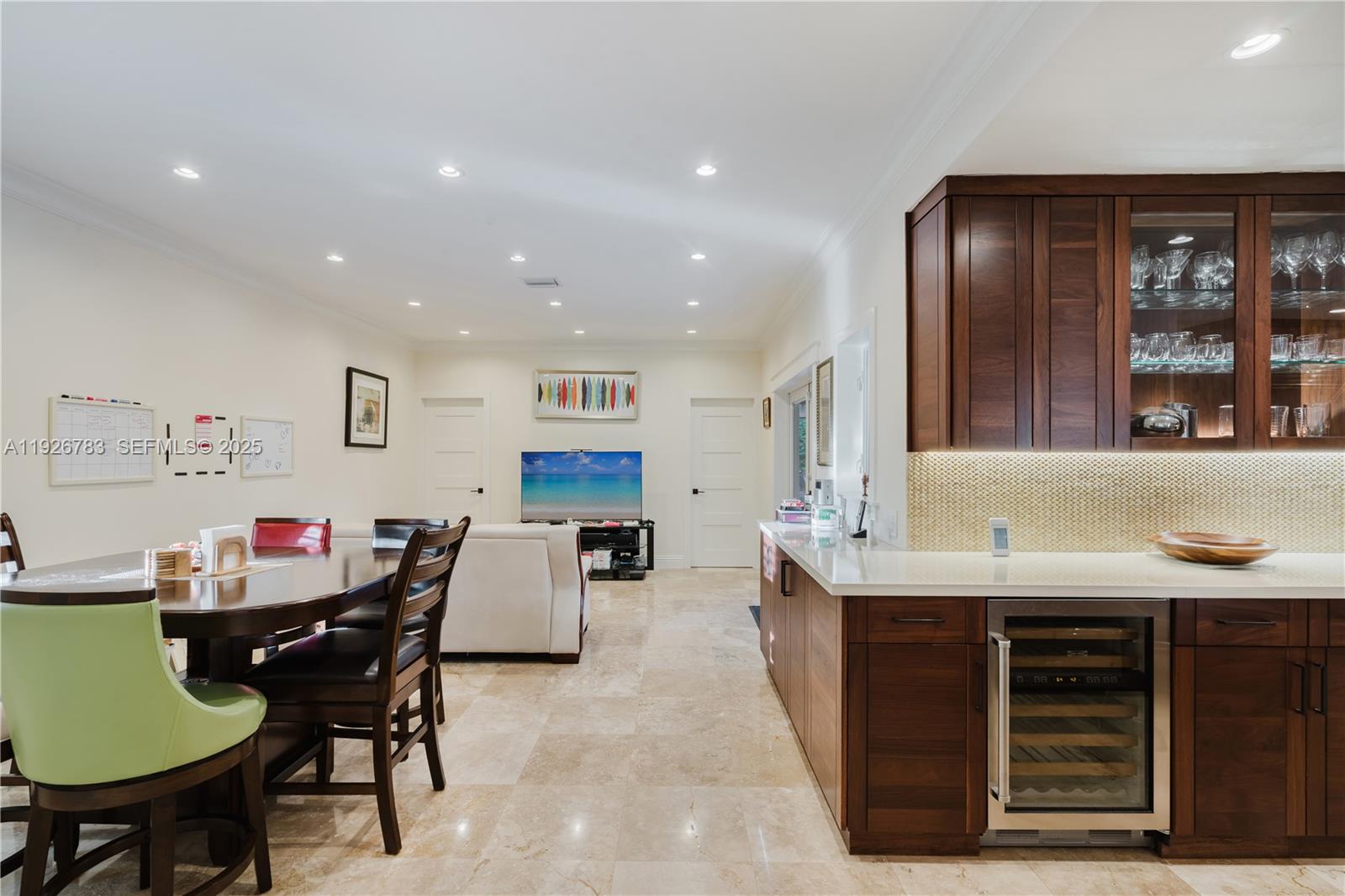 6755 SW 99th Ter Pinecrest, FL 33156