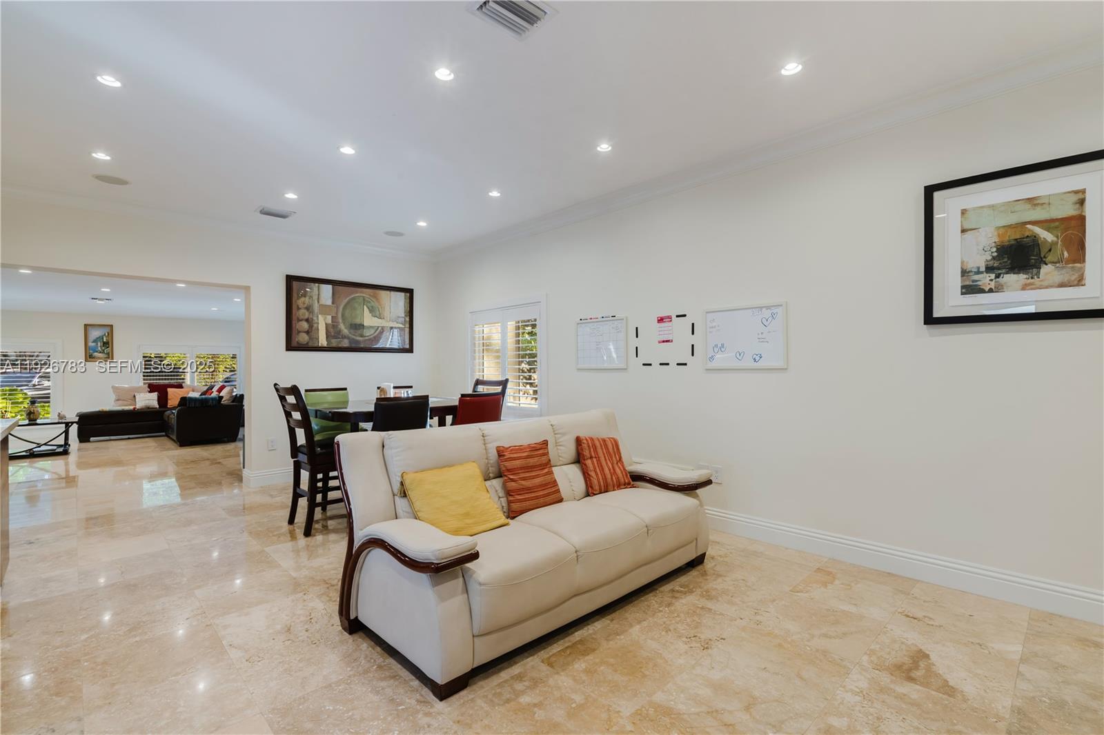 6755 SW 99th Ter Pinecrest, FL 33156