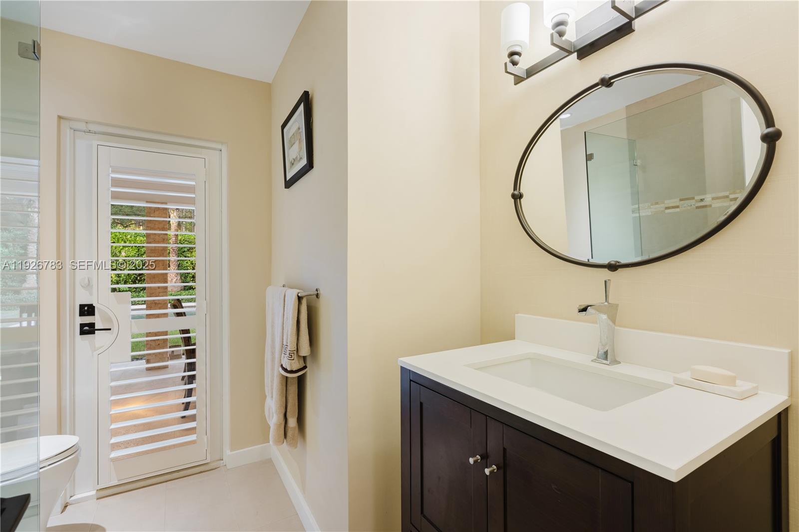 6755 SW 99th Ter Pinecrest, FL 33156