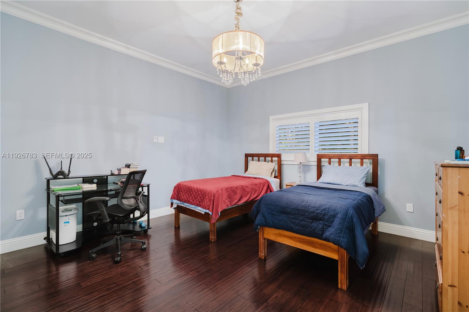 6755 SW 99th Ter Pinecrest, FL 33156