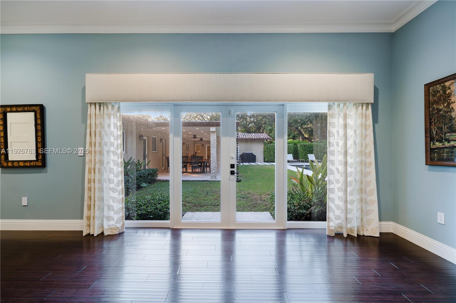 6755 SW 99th Ter Pinecrest, FL 33156