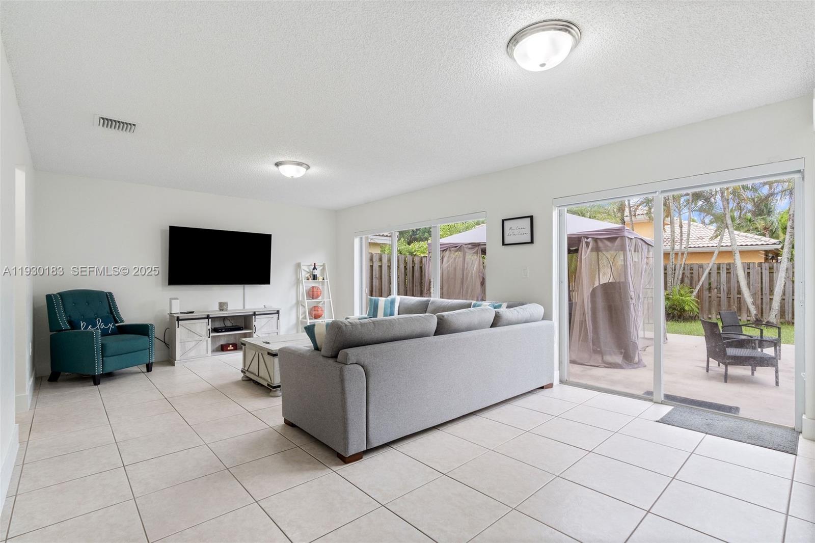 14152 SW 154th Ct Miami, FL 33196