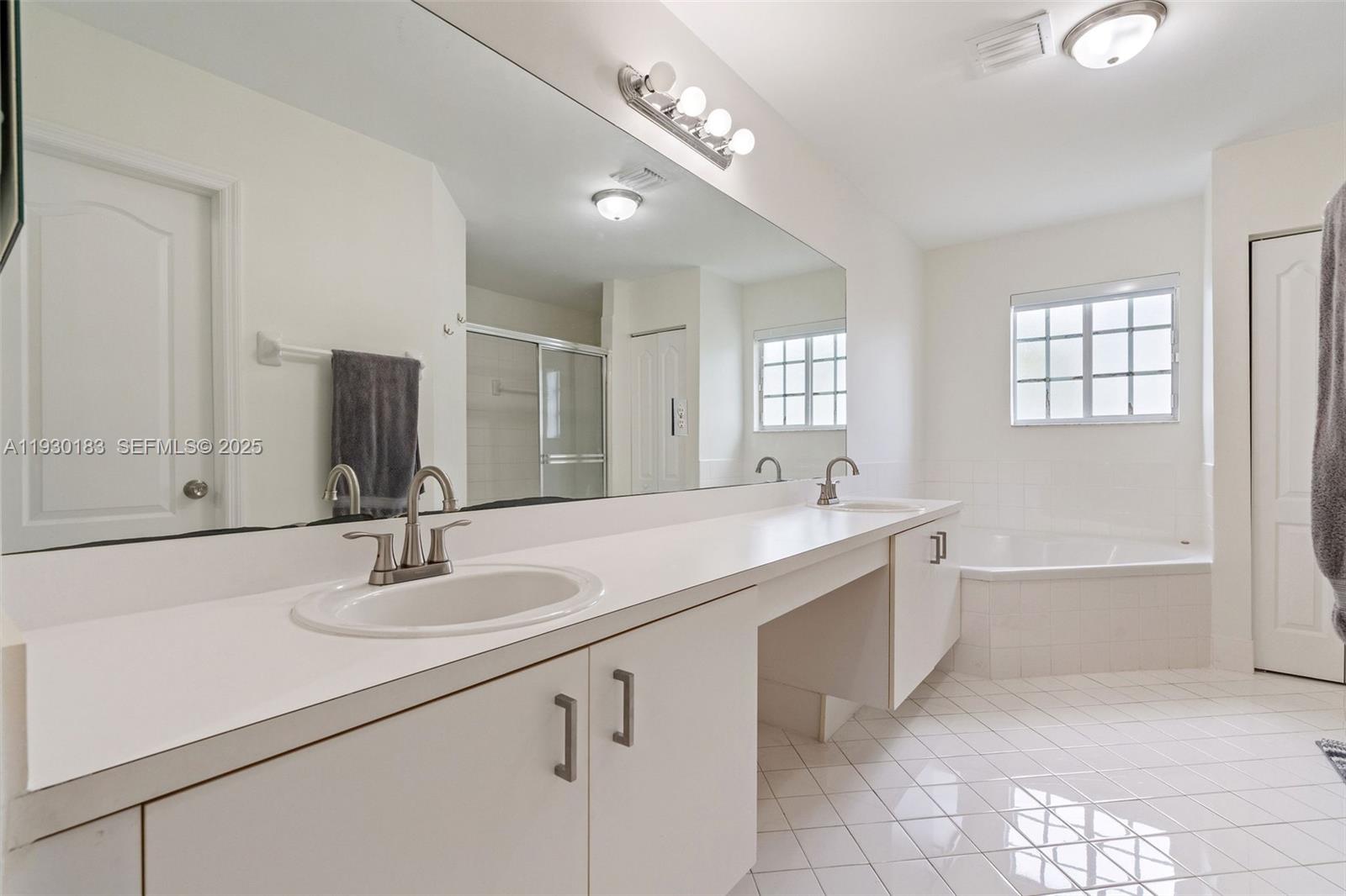 14152 SW 154th Ct Miami, FL 33196