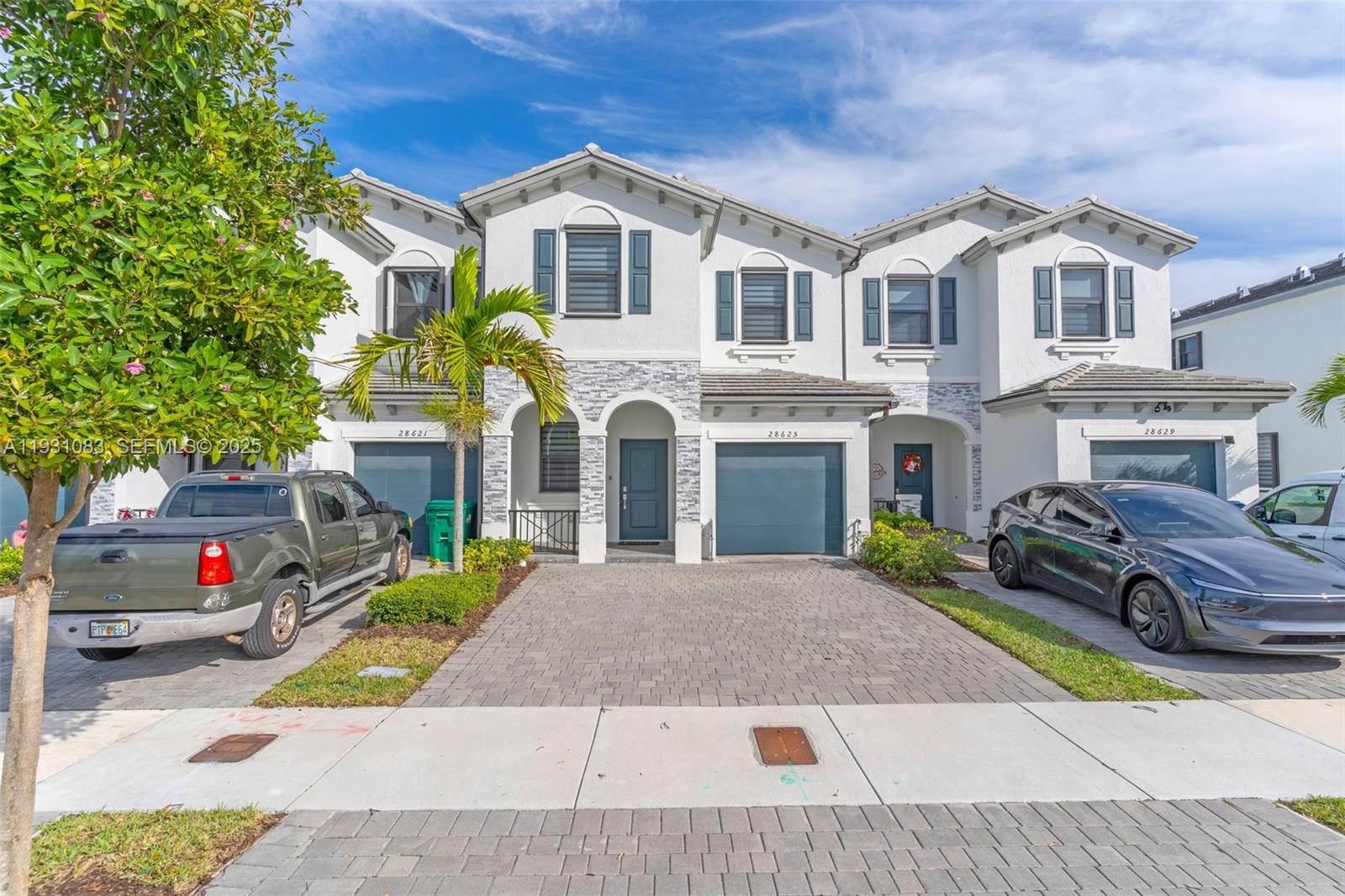 28625 SW 133rd Pl Homestead, FL 33033