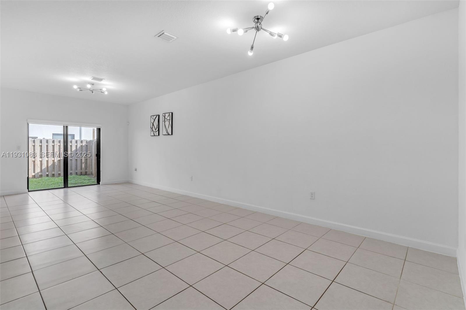 28625 SW 133rd Pl Homestead, FL 33033