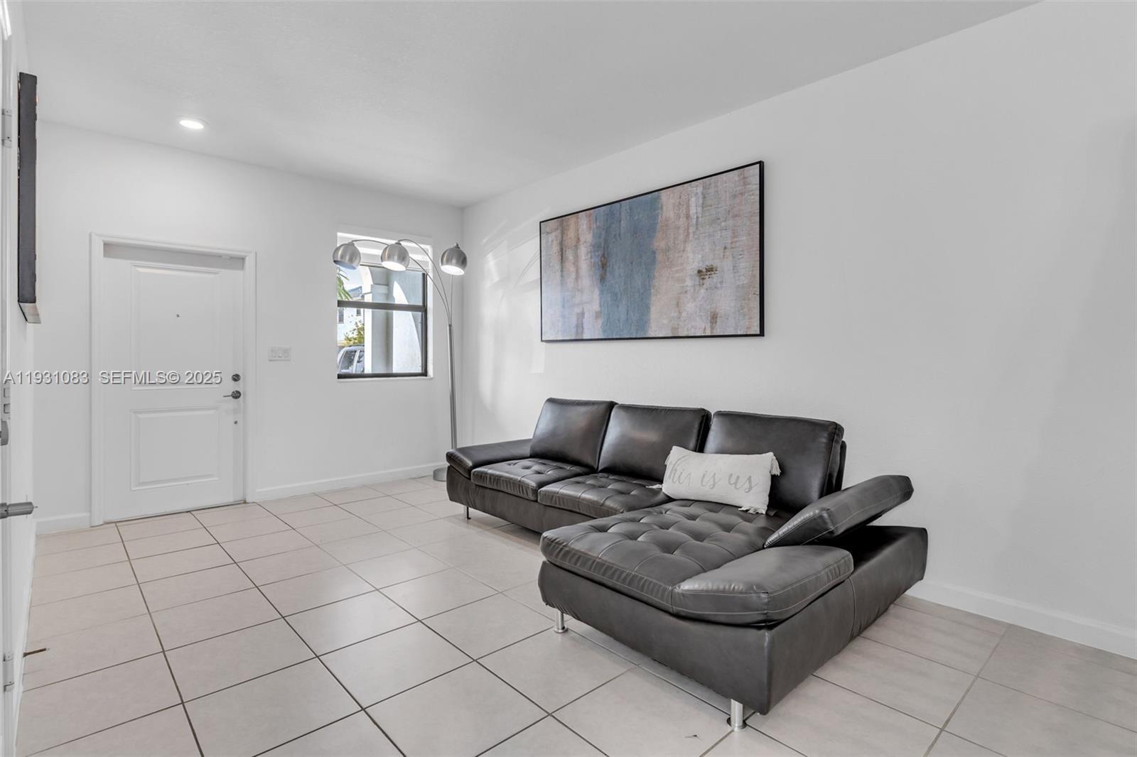 28625 SW 133rd Pl Homestead, FL 33033