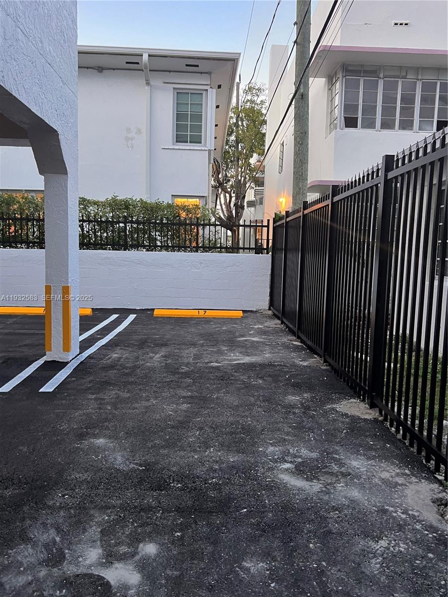 1033 Lenox Ave #309 Miami Beach, FL 33139