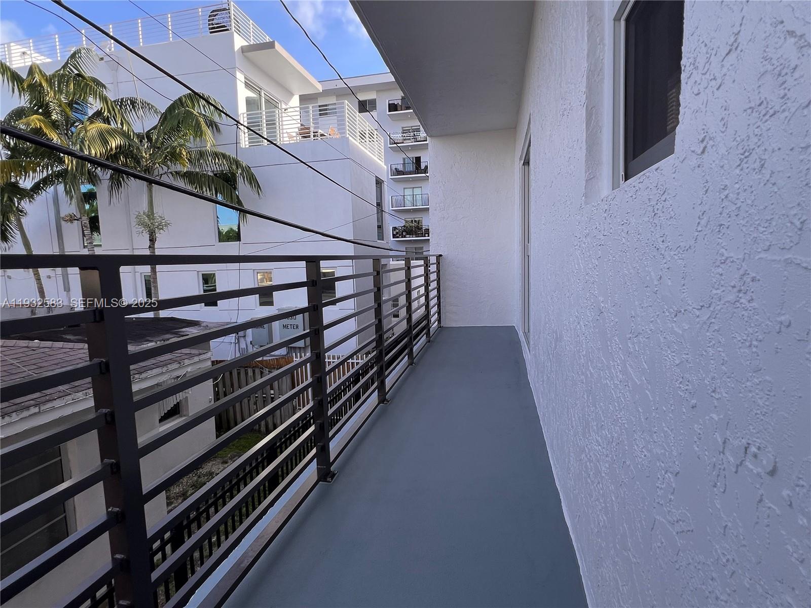 1033 Lenox Ave #309 Miami Beach, FL 33139