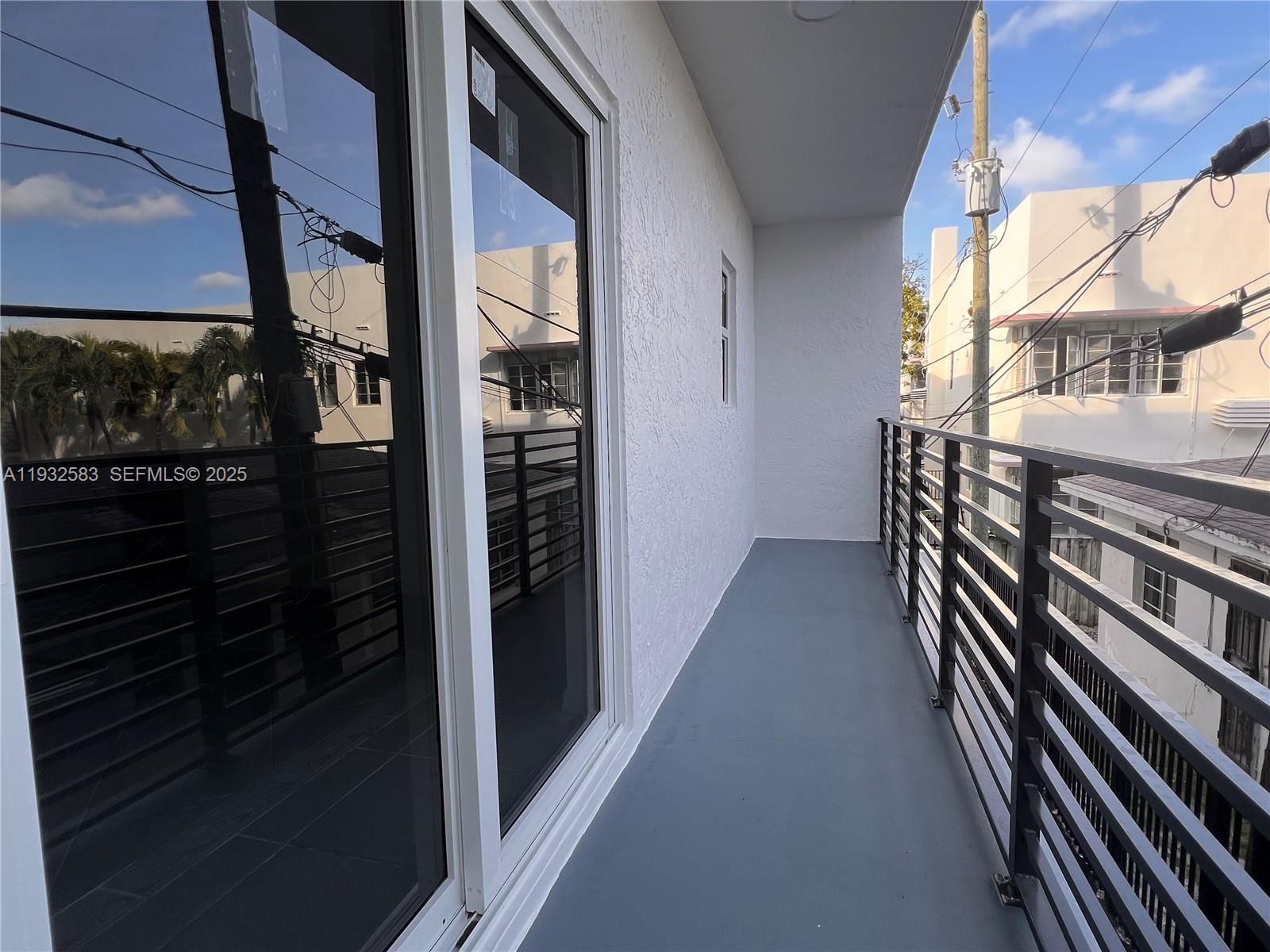 1033 Lenox Ave #309 Miami Beach, FL 33139