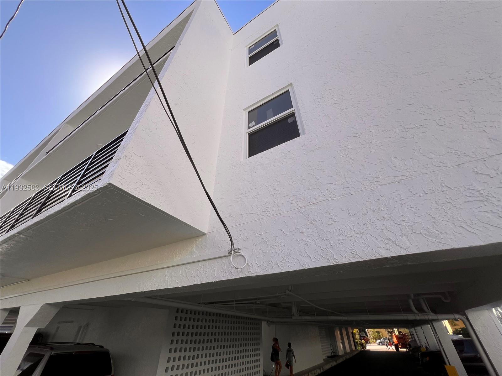 1033 Lenox Ave #309 Miami Beach, FL 33139