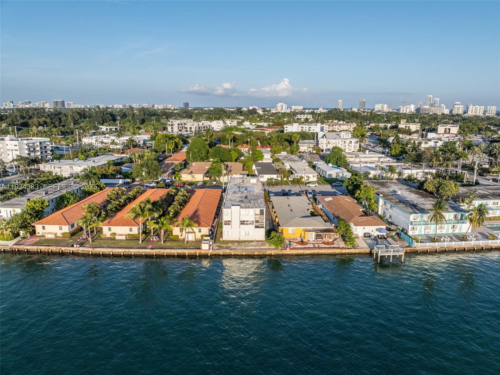 2150 Bay Dr Miami Beach, FL 33141