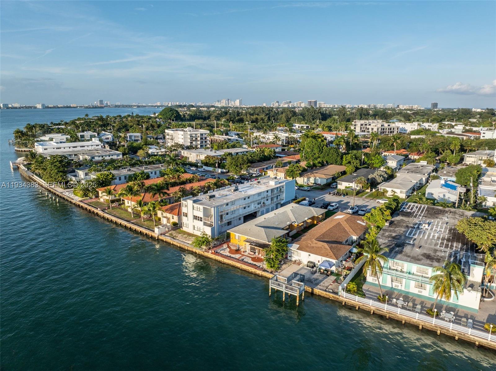 2150 Bay Dr Miami Beach, FL 33141