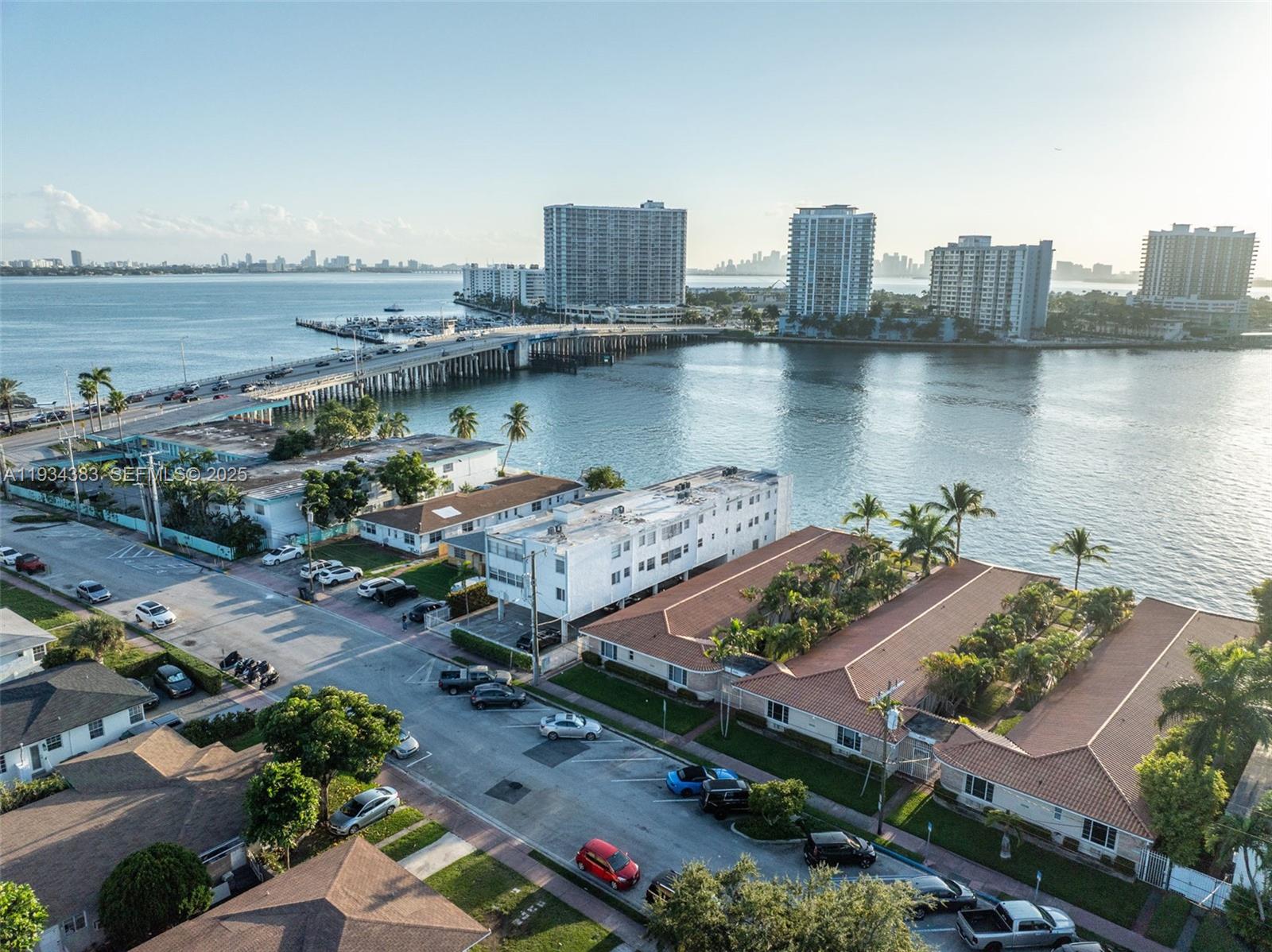 2150 Bay Dr Miami Beach, FL 33141