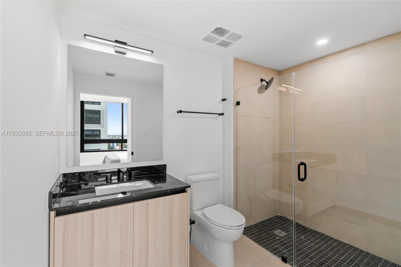 225 N Miami Ave #2012 Miami, FL 33132