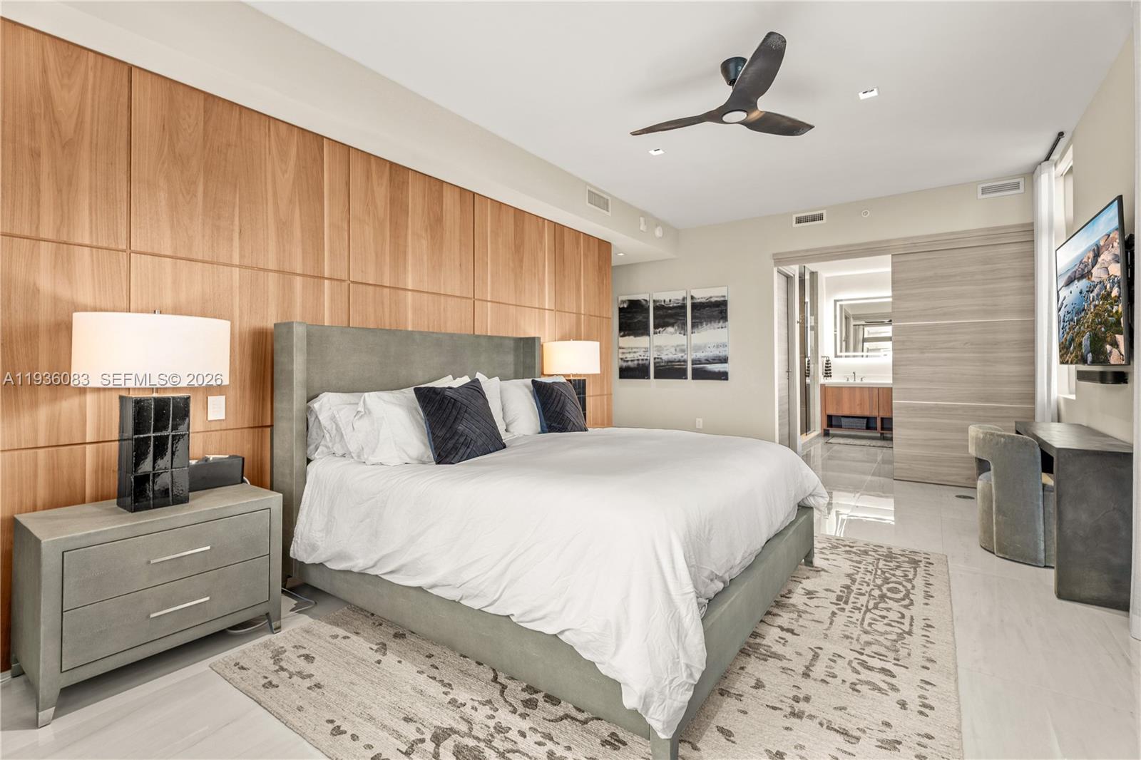 515 Valencia Ave #403 Coral Gables, FL 33134