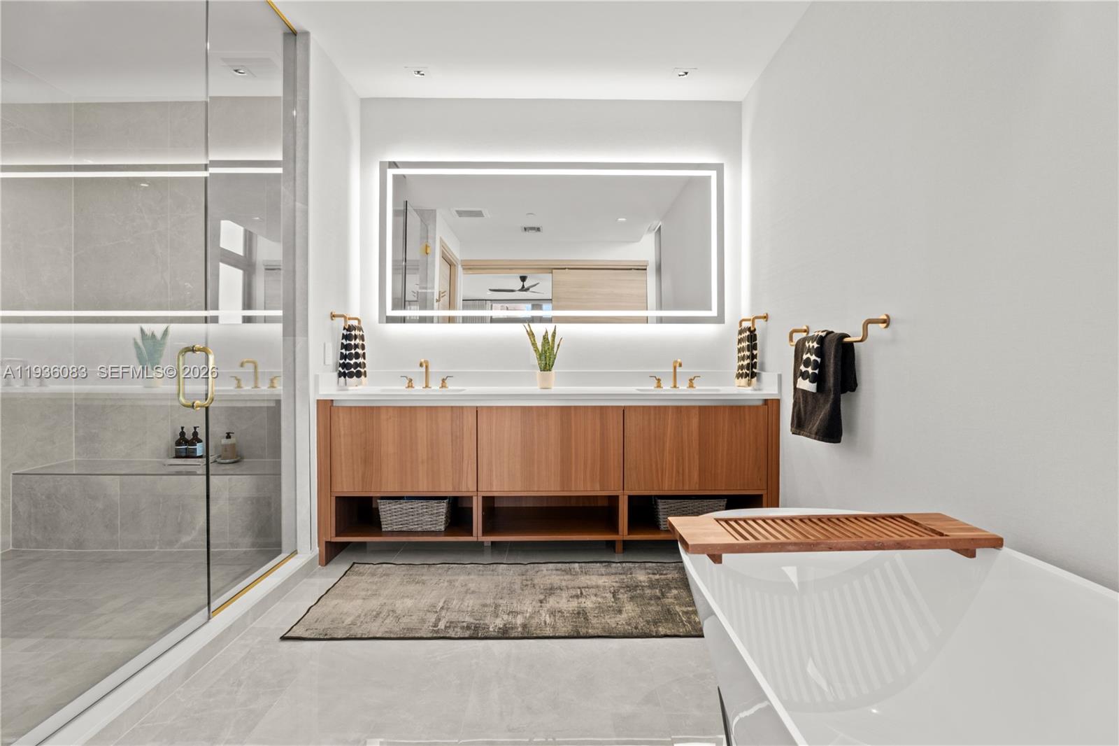 515 Valencia Ave #403 Coral Gables, FL 33134