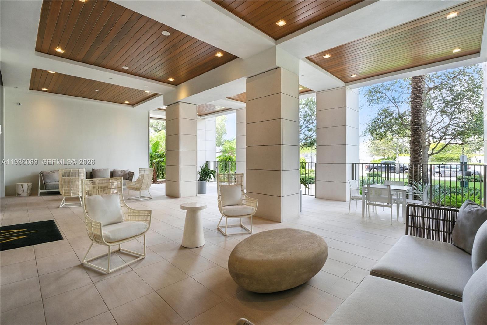 515 Valencia Ave #403 Coral Gables, FL 33134