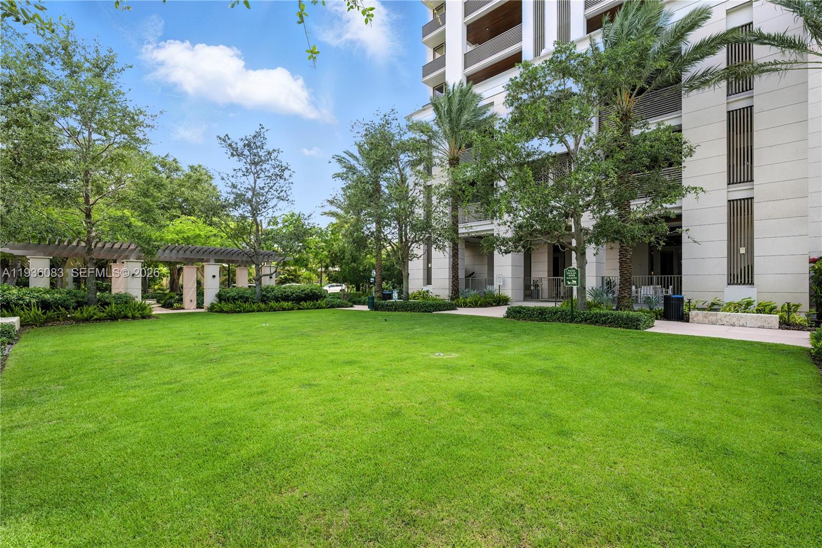 515 Valencia Ave #403 Coral Gables, FL 33134
