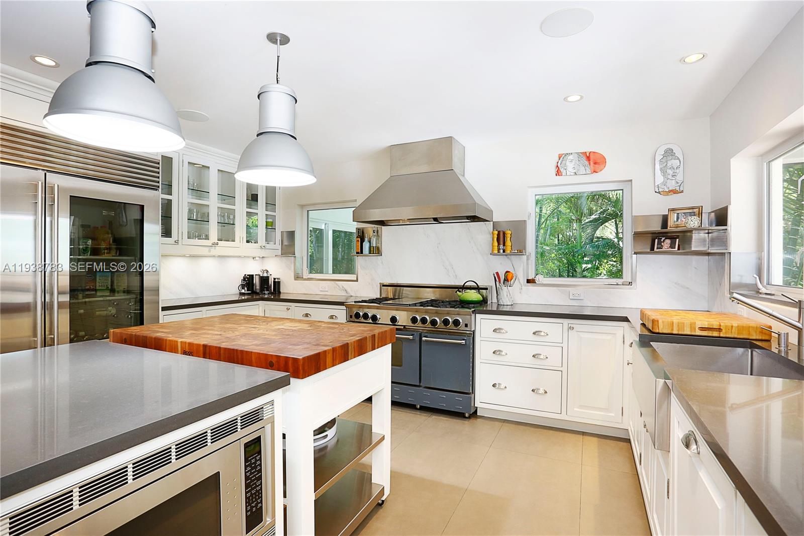 5520 Oakwood Ln Coral Gables, FL 33156