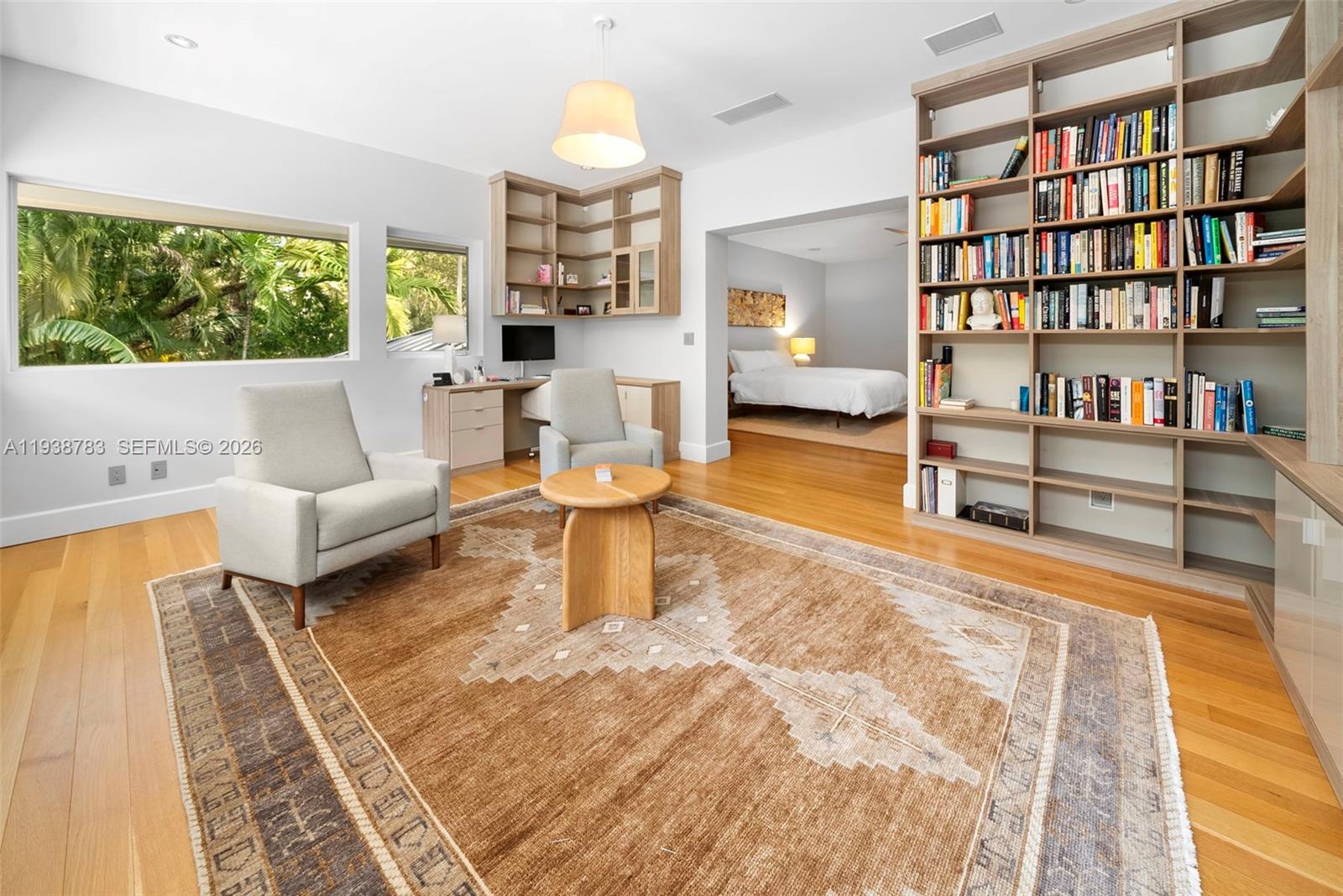 5520 Oakwood Ln Coral Gables, FL 33156