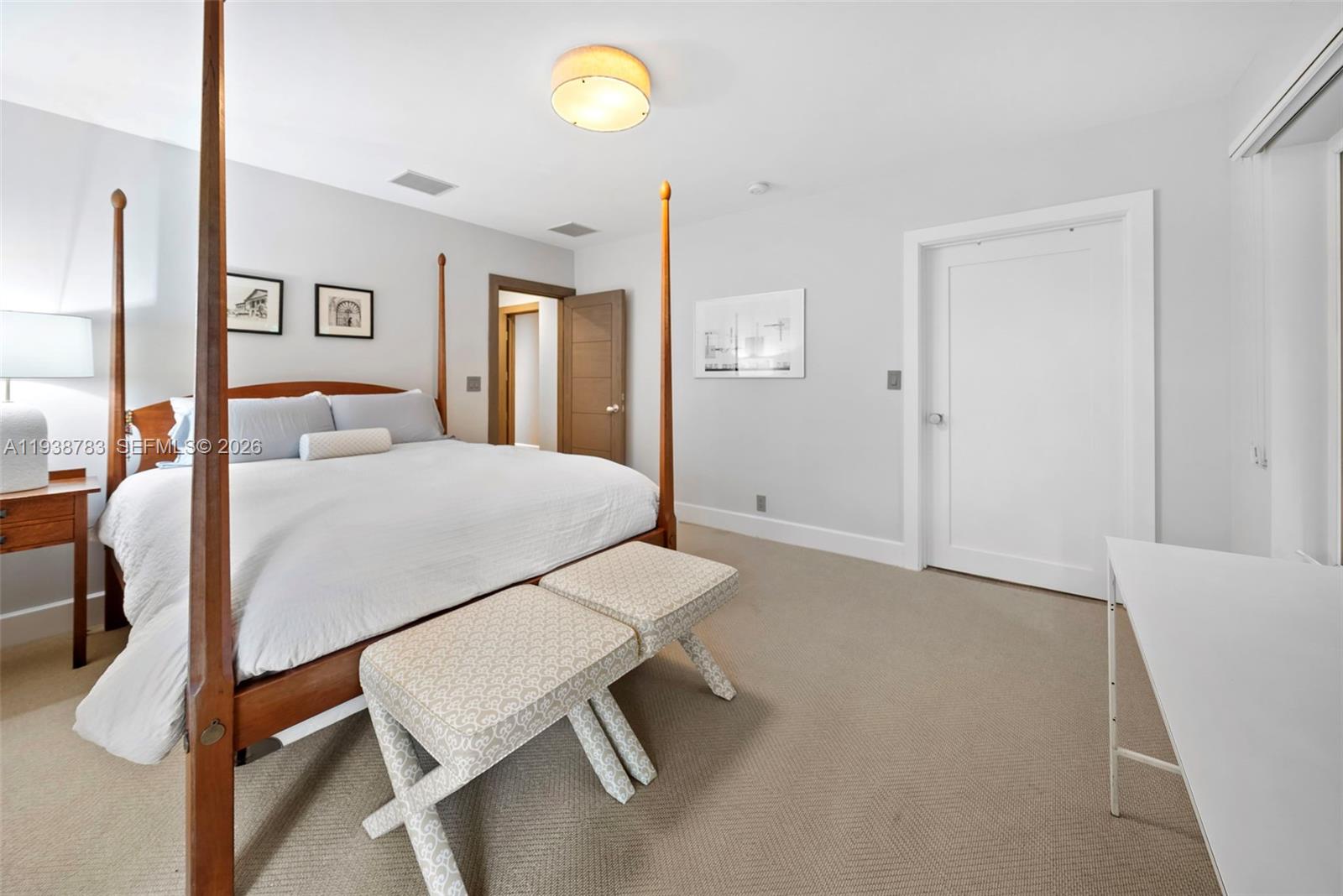 5520 Oakwood Ln Coral Gables, FL 33156