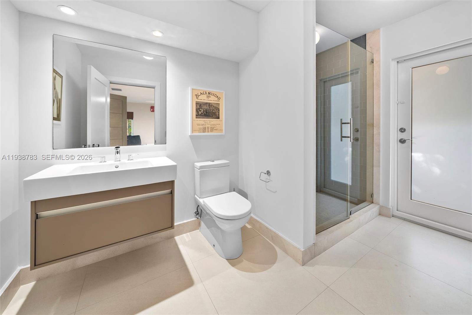 5520 Oakwood Ln Coral Gables, FL 33156