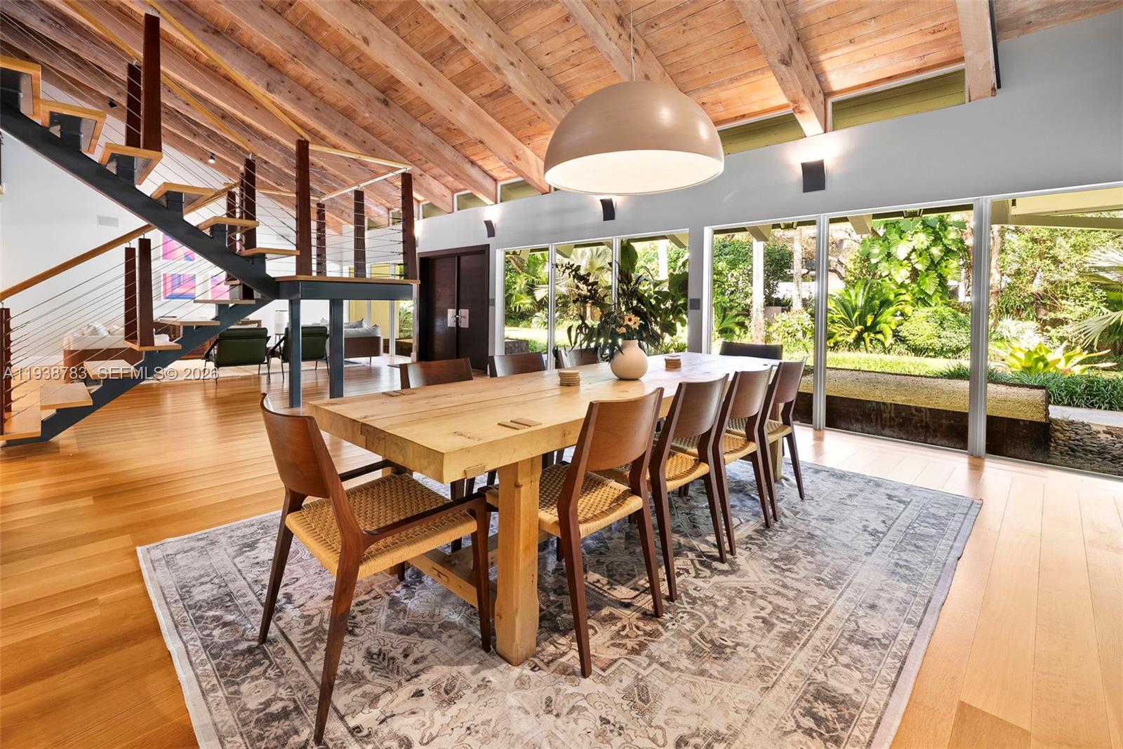 5520 Oakwood Ln Coral Gables, FL 33156