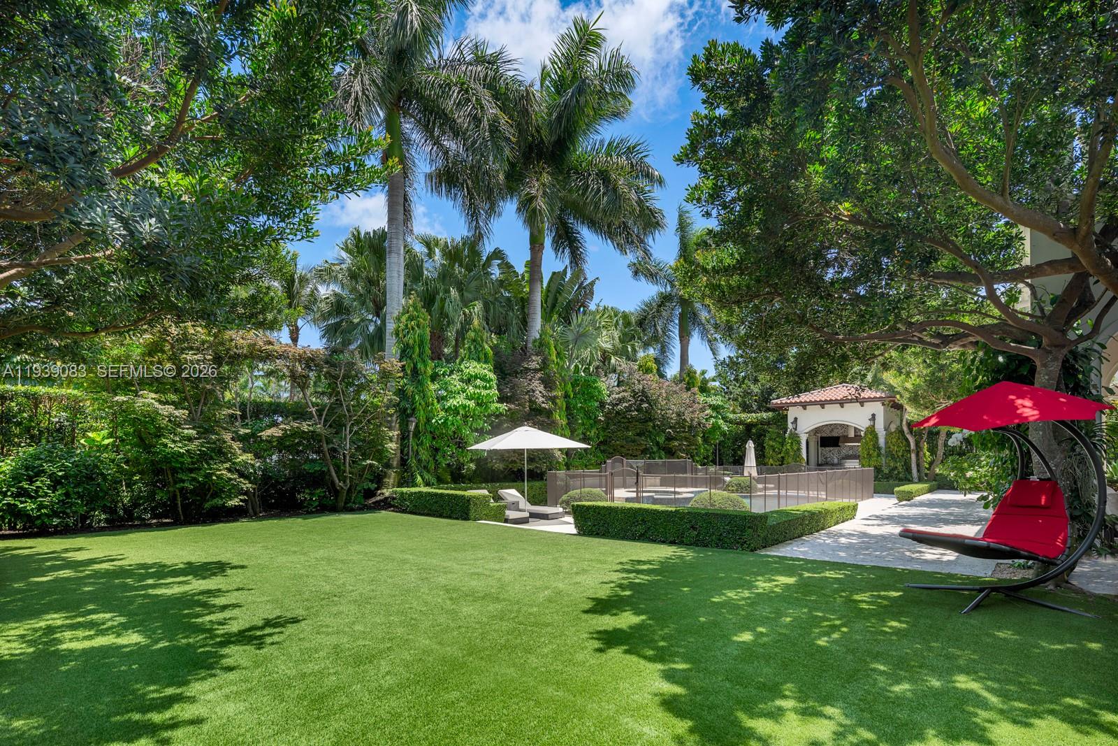 7275 Old Cutler Rd Coral Gables, FL 33143