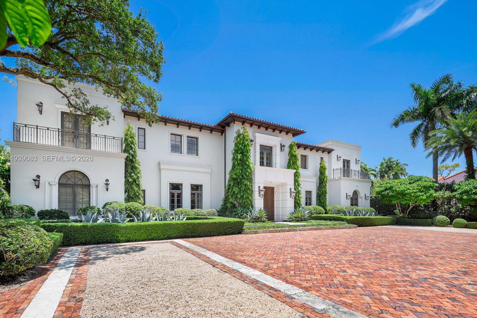 7275 Old Cutler Rd Coral Gables, FL 33143