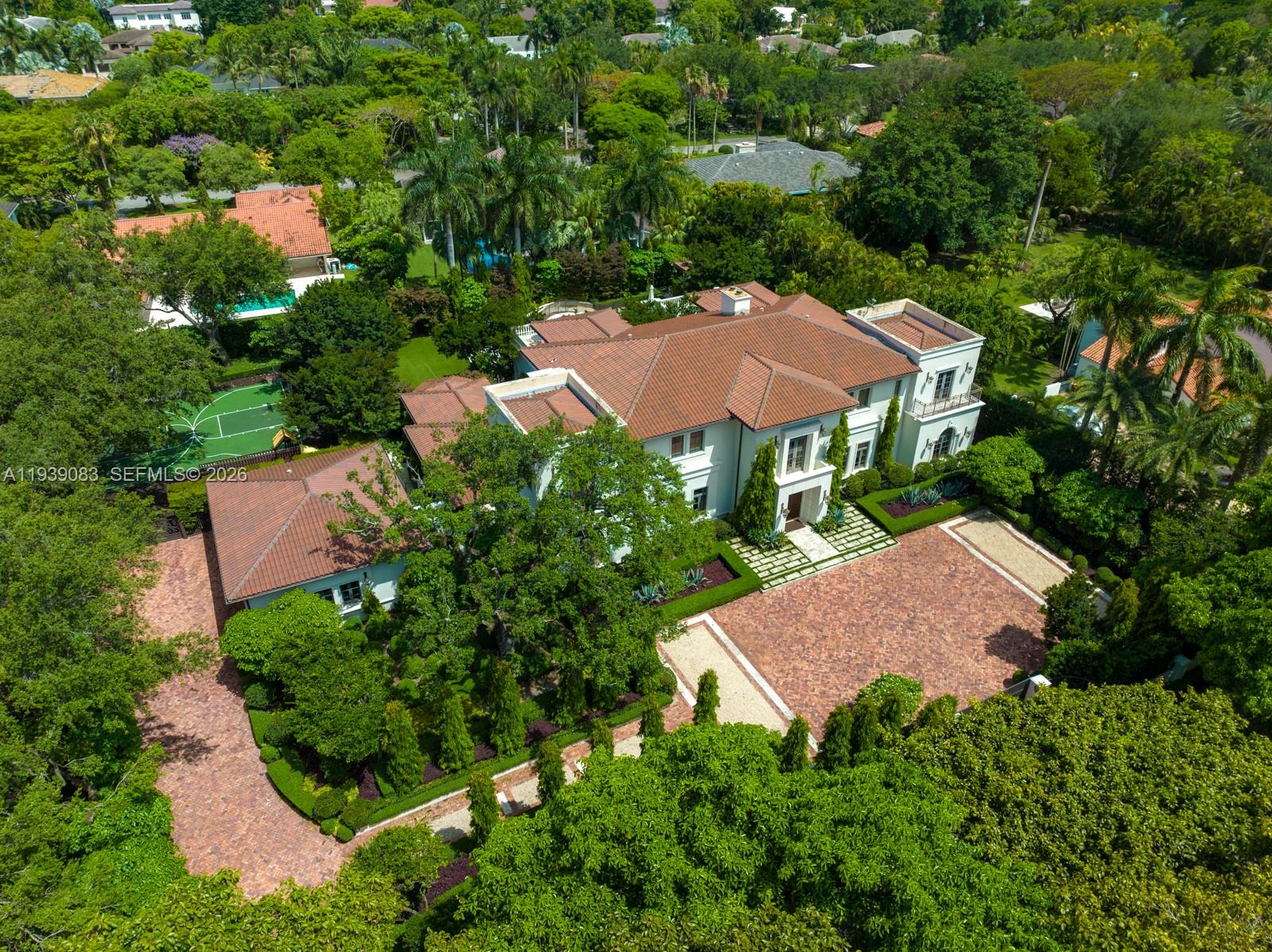 7275 Old Cutler Rd Coral Gables, FL 33143