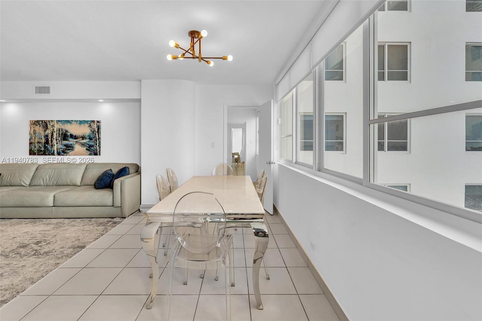 5005 Collins Ave #824 Miami Beach, FL 33140