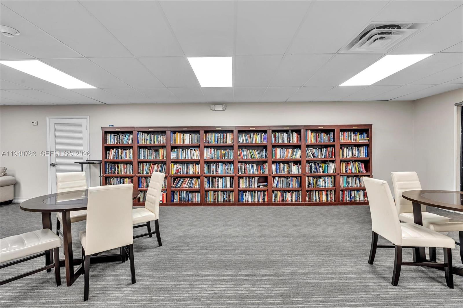 5005 Collins Ave #824 Miami Beach, FL 33140