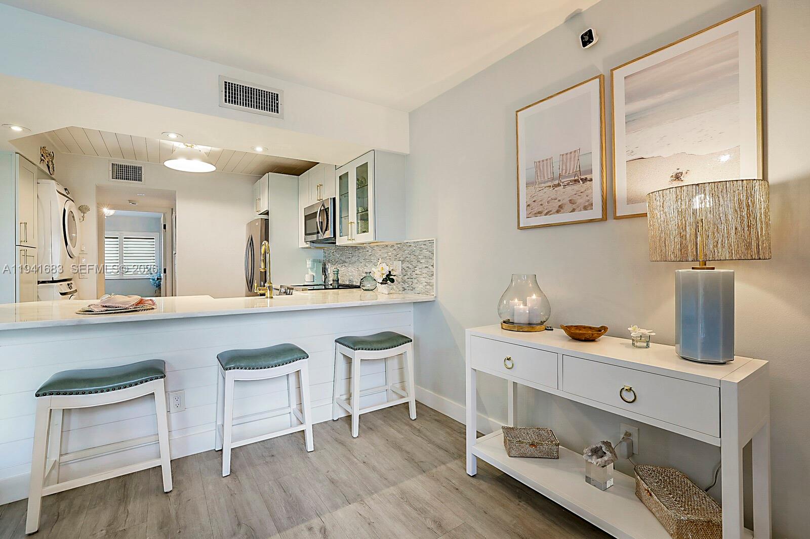 1605 S Us Hwy 1 #V6-102 Jupiter, FL 33477