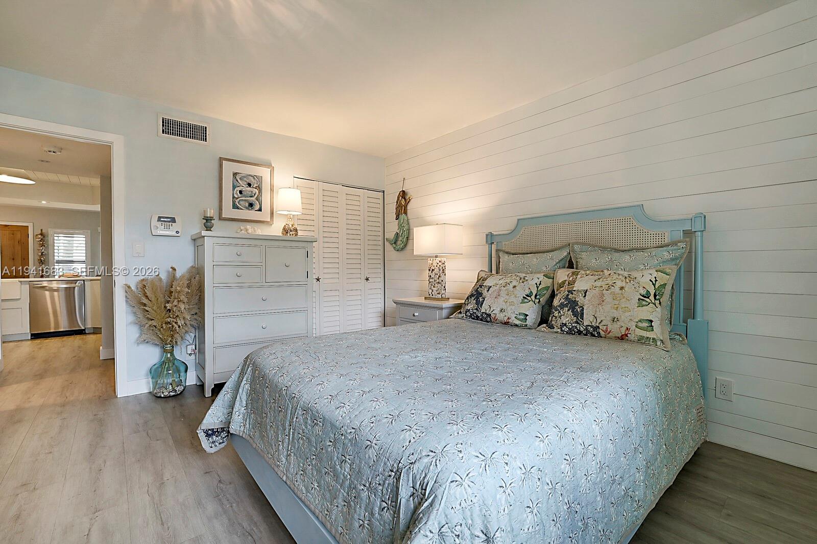 1605 S Us Hwy 1 #V6-102 Jupiter, FL 33477