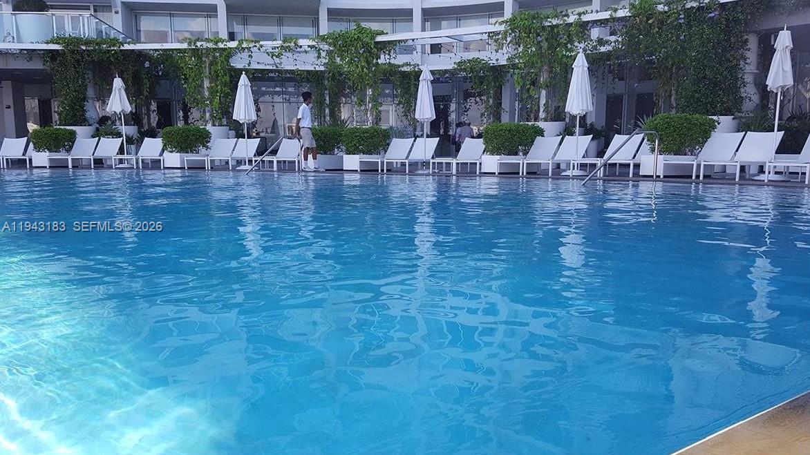 1100 West Ave #1401 Miami Beach, FL 33139