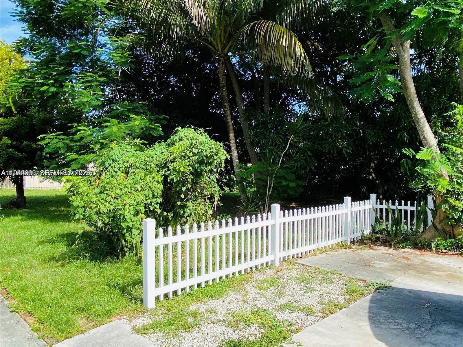 1309 N 24th Ave Hollywood, FL 33020