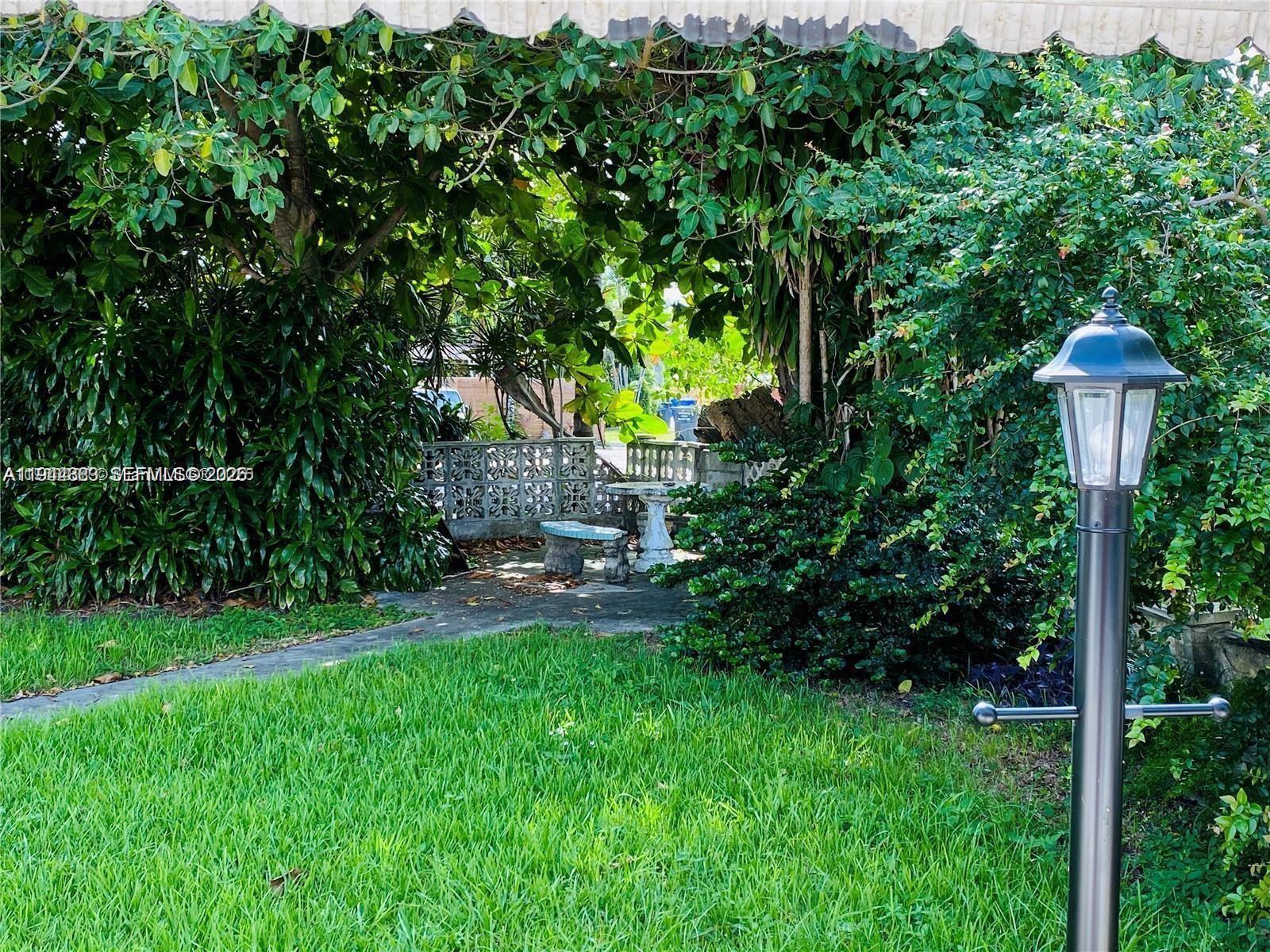 1309 N 24th Ave Hollywood, FL 33020