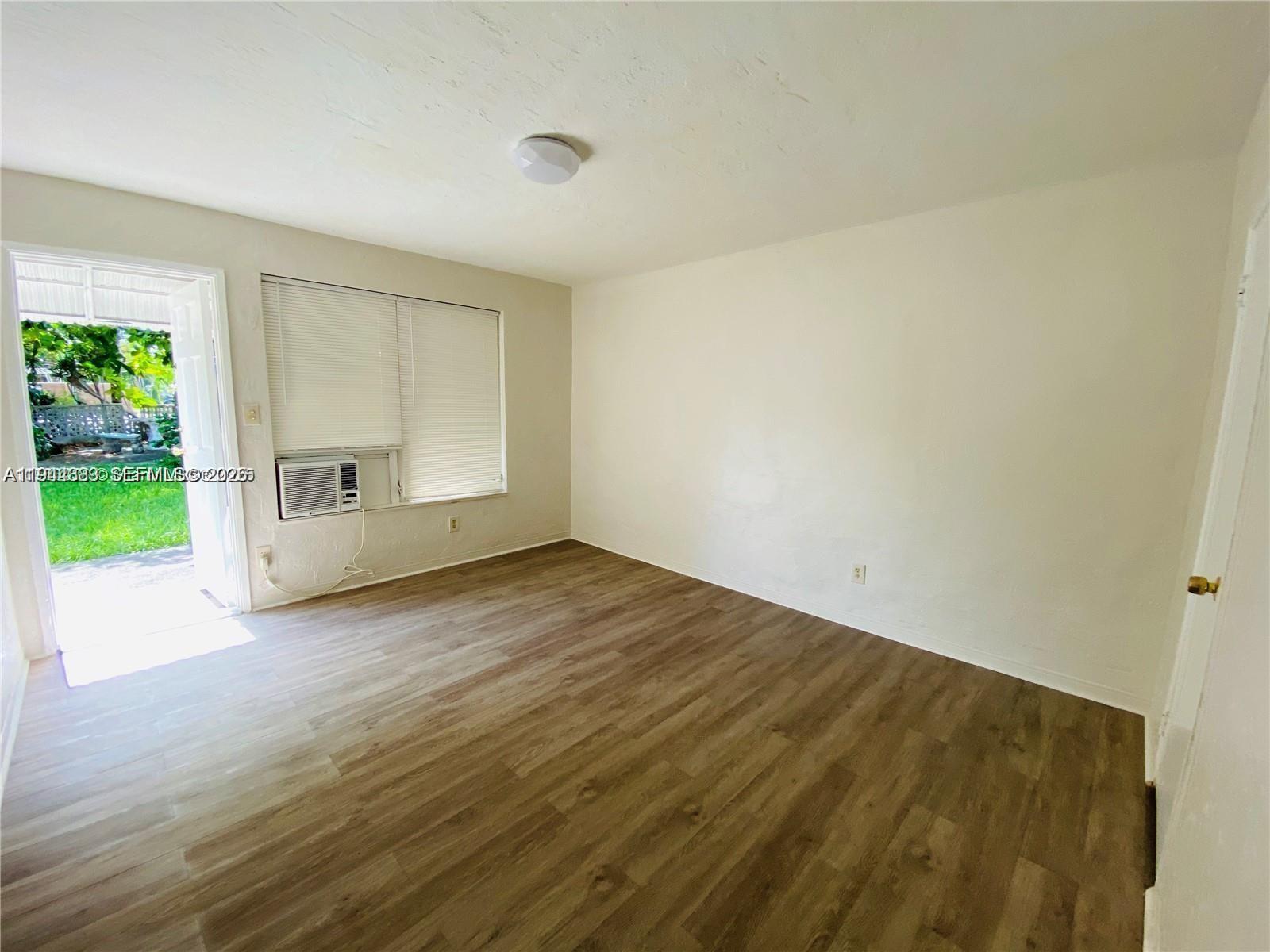 1309 N 24th Ave Hollywood, FL 33020