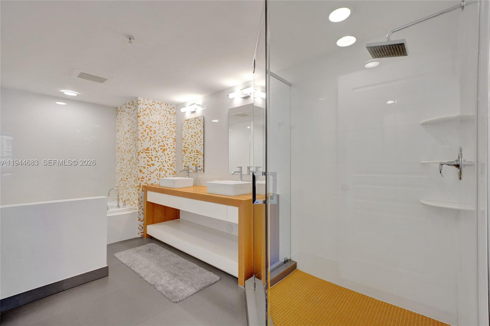 350 SE 2nd St #1250 Fort Lauderdale, FL 33301