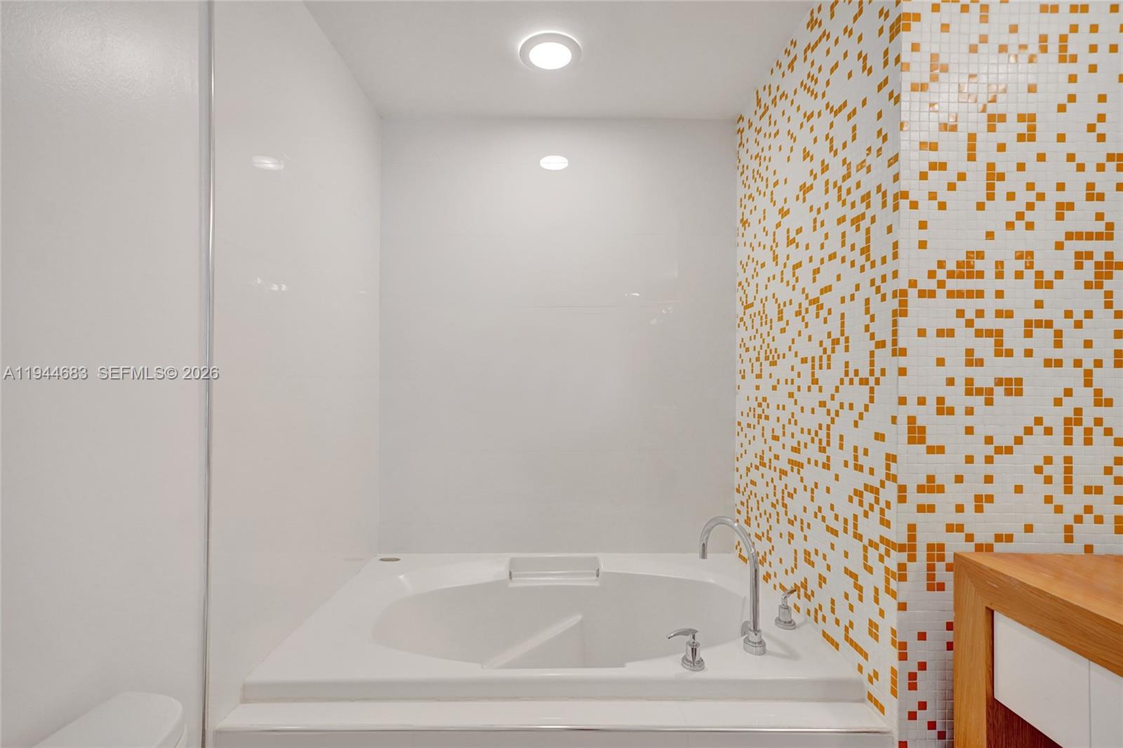 350 SE 2nd St #1250 Fort Lauderdale, FL 33301