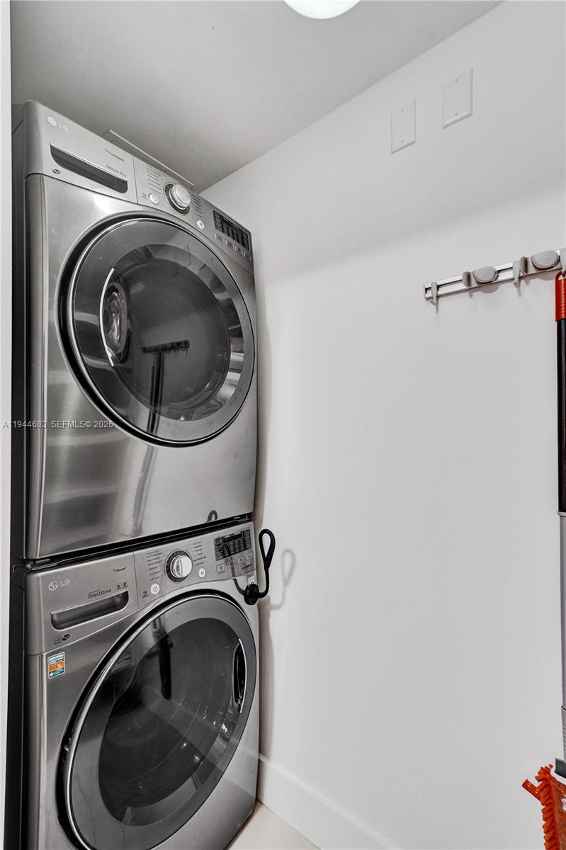 350 SE 2nd St #1250 Fort Lauderdale, FL 33301