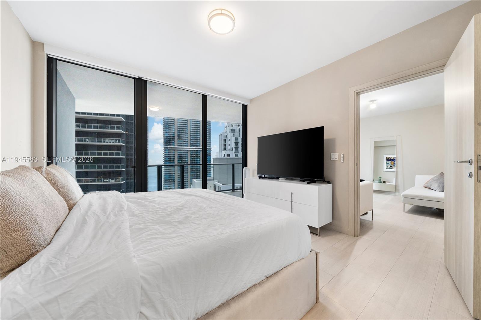 image Brickell Flatiron13