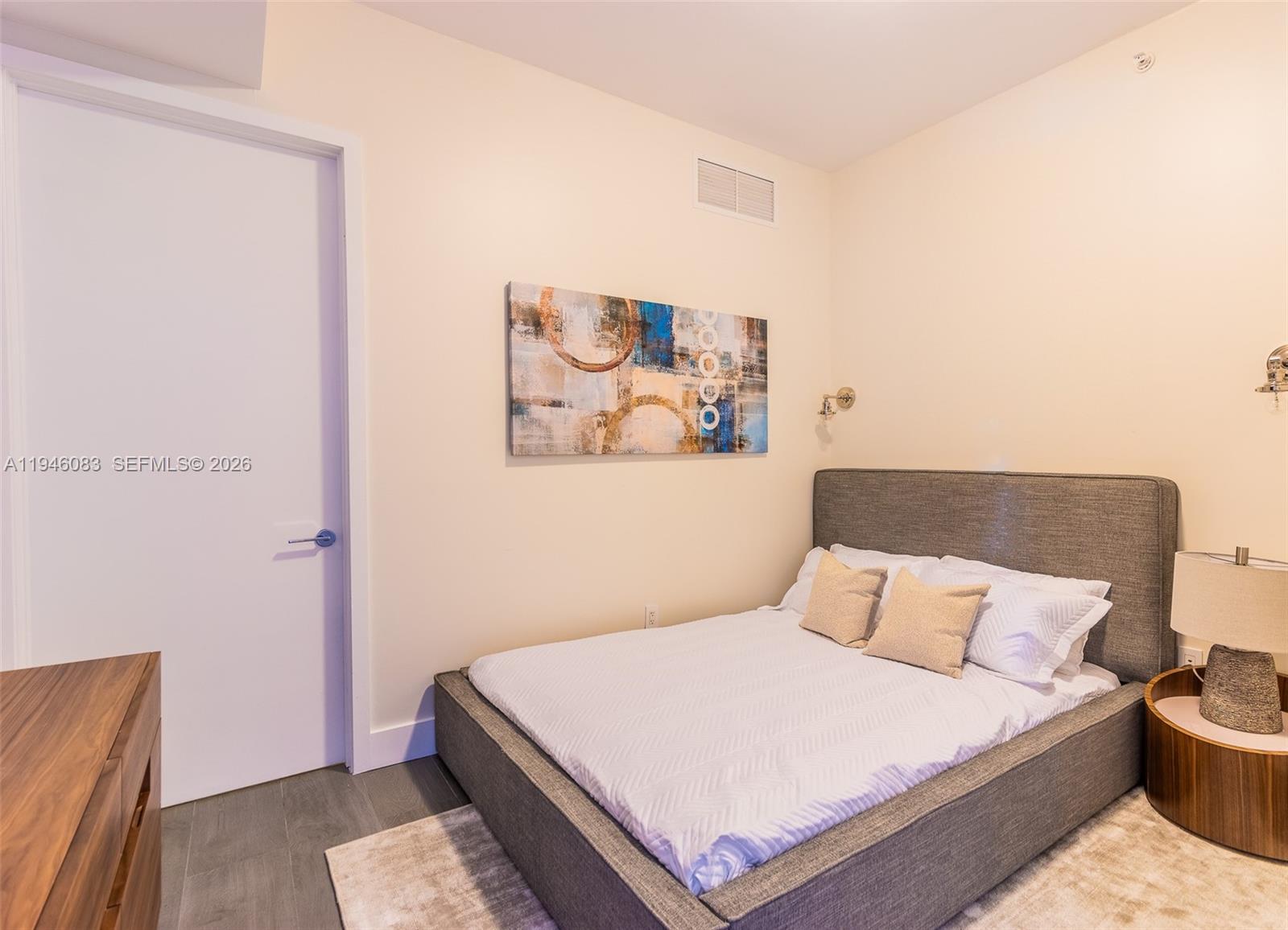 10203 Collins Ave #302 Bal Harbour, FL 33154