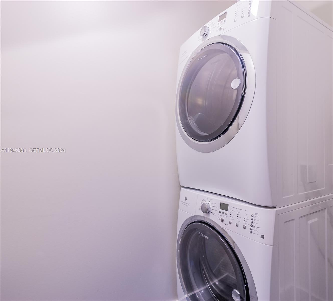 10203 Collins Ave #302 Bal Harbour, FL 33154