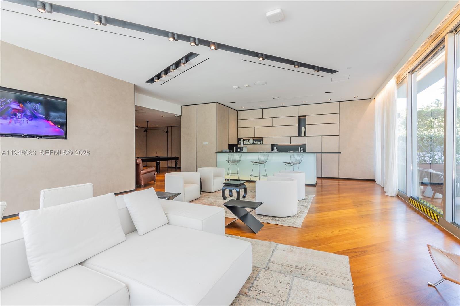 10203 Collins Ave #302 Bal Harbour, FL 33154