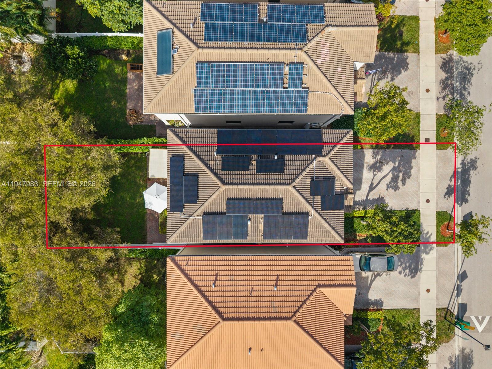 658 NE 193rd Ter Miami, FL 33179