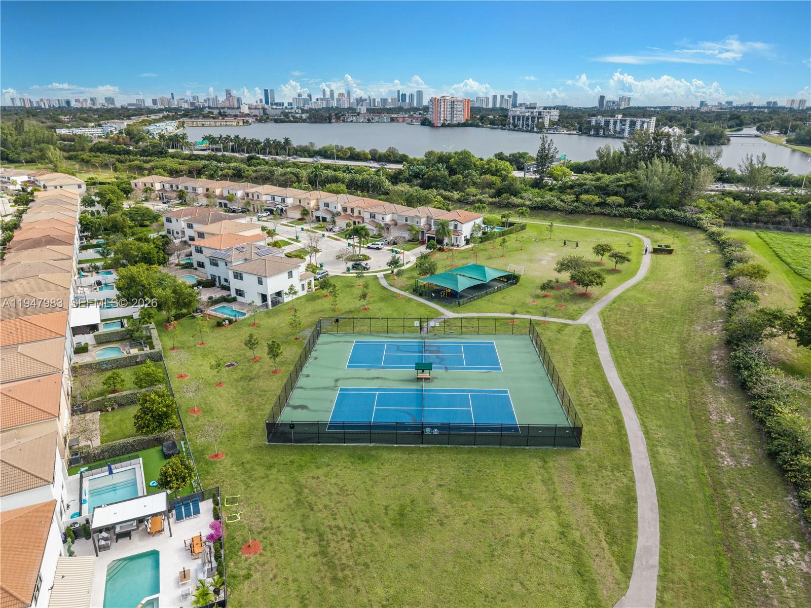 658 NE 193rd Ter Miami, FL 33179