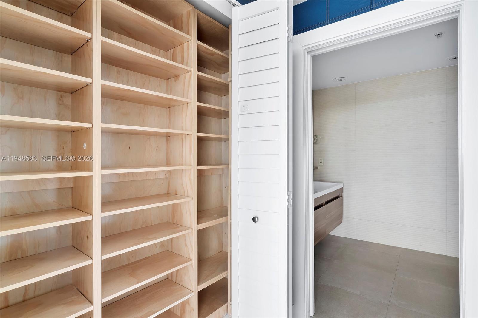 image Blue on the Bay17