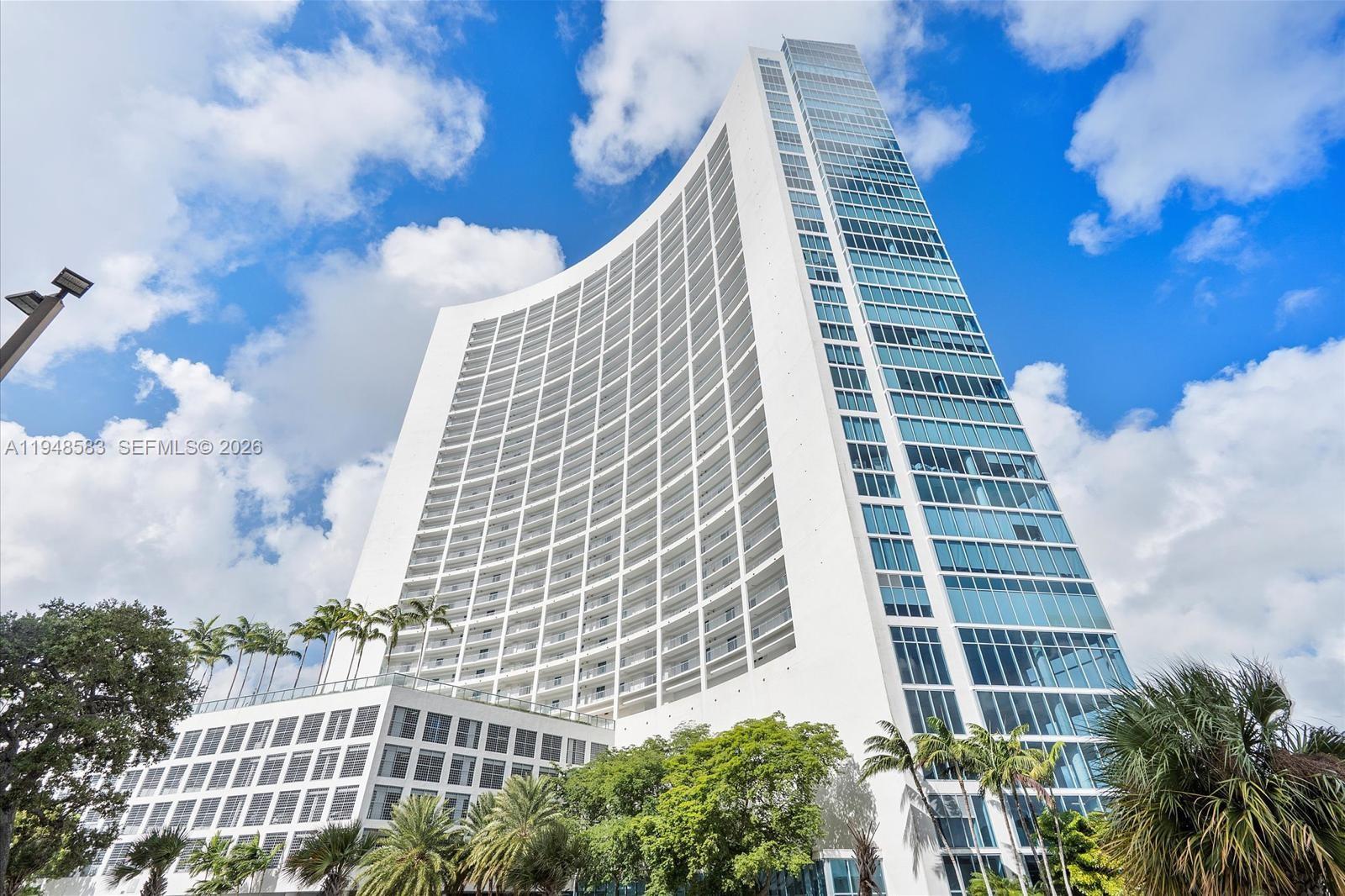 image Blue on the Bay32