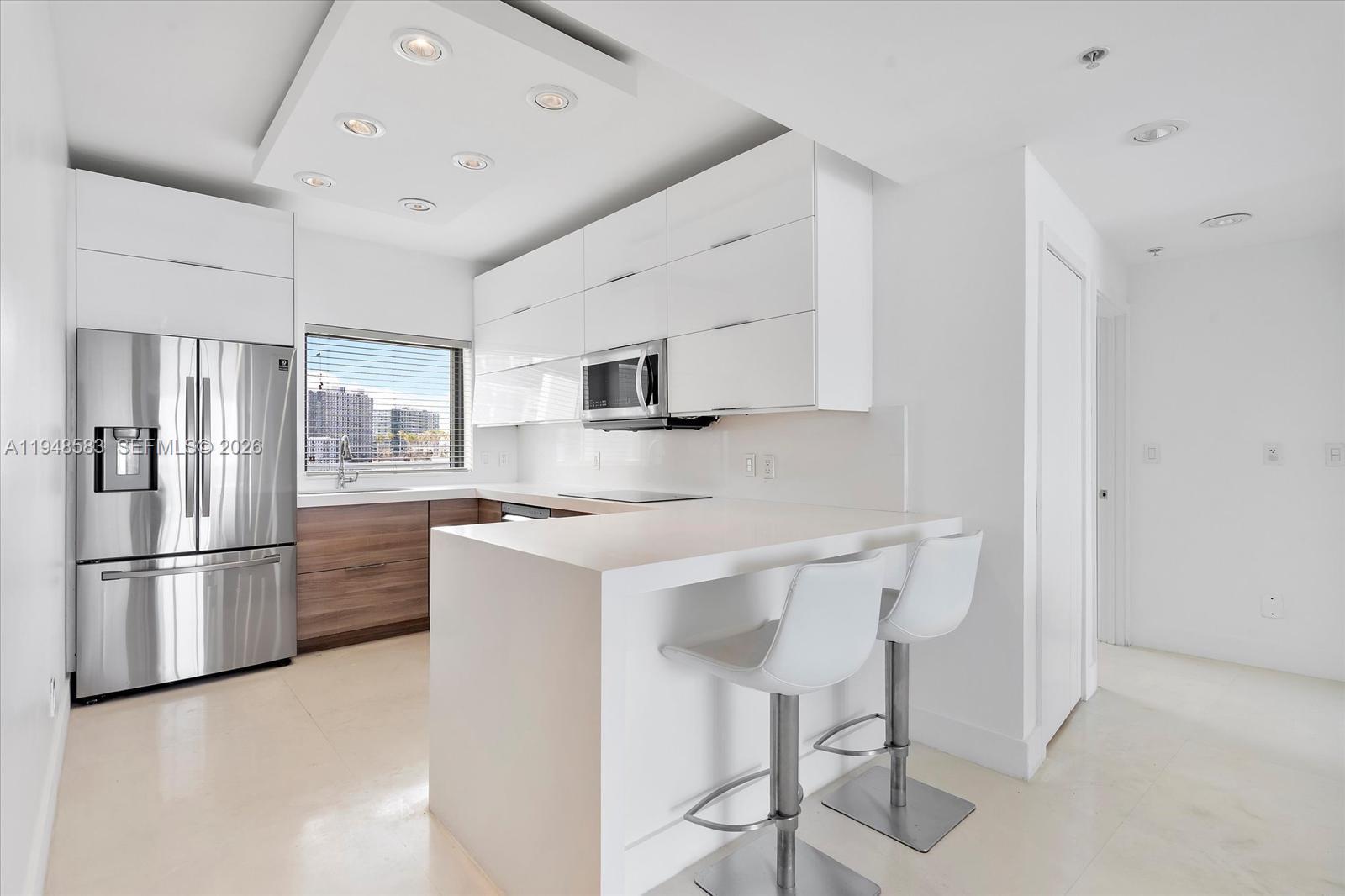 image Blue on the Bay5